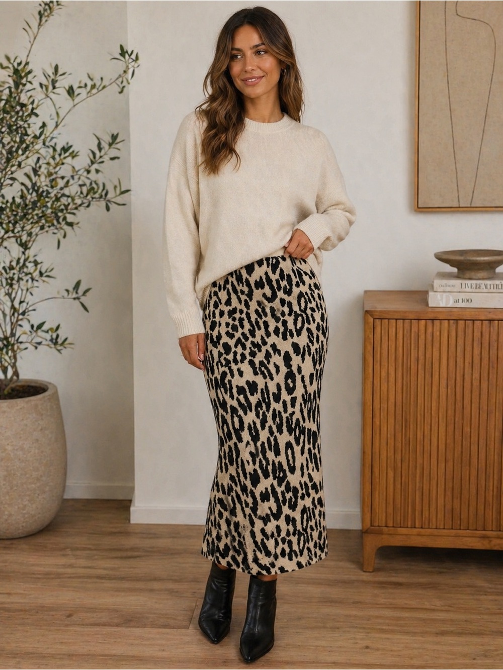 Wishlist Leopard |S| Skirt in Beige and Black - Picture 2 of 7